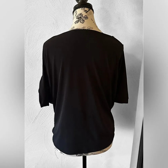 Express Women Black  with Gold Cold Shoulder Laced S/S Top - Picture 2 of 4